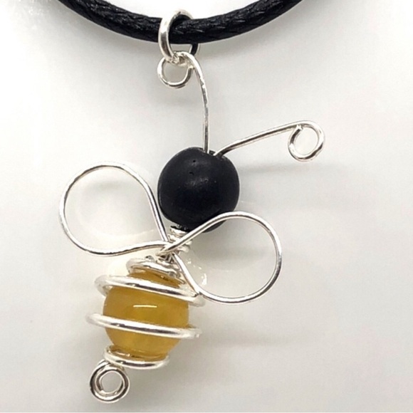 Elegant Silver and Yellow Bee Pendant Necklace - Picture 2 of 7